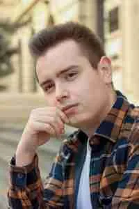 EF1305C0-7DB1-49D5-BCDB-839034CF7040-200x300 Medalion Cătălin Mihai Ciobanu